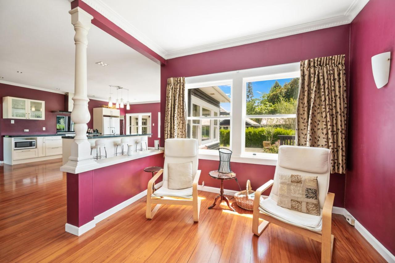Springfield Rise Lodge - Rotorua Holiday Home Bagian luar foto