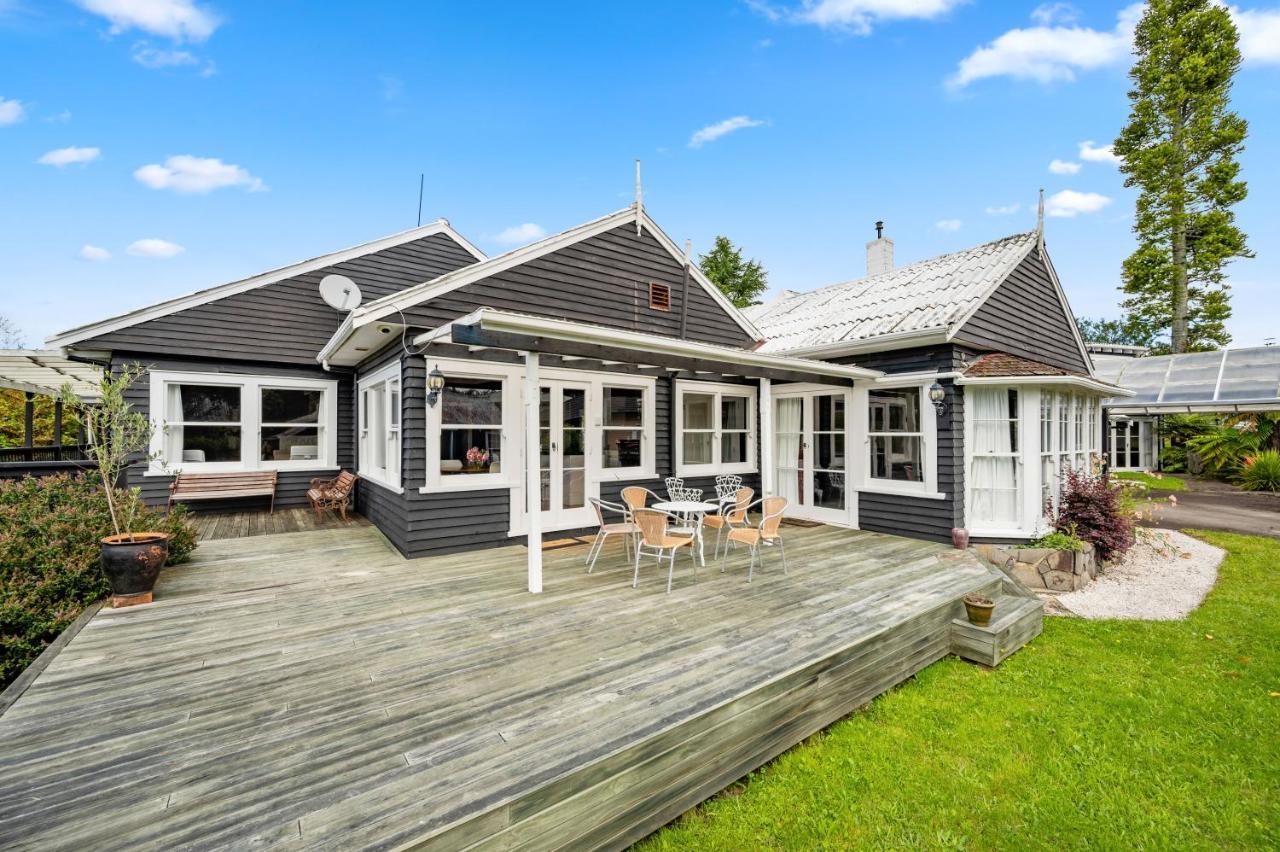 Springfield Rise Lodge - Rotorua Holiday Home Bagian luar foto
