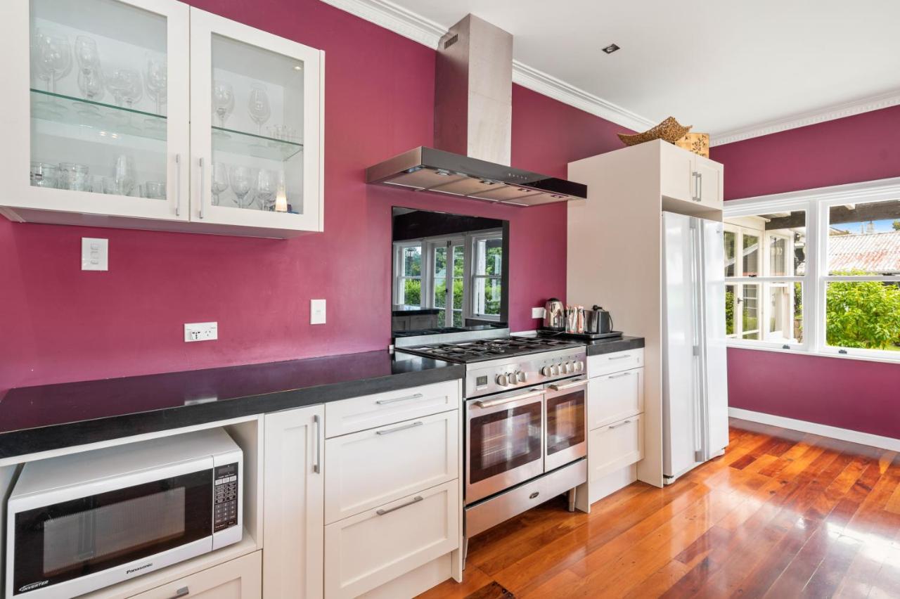 Springfield Rise Lodge - Rotorua Holiday Home Bagian luar foto