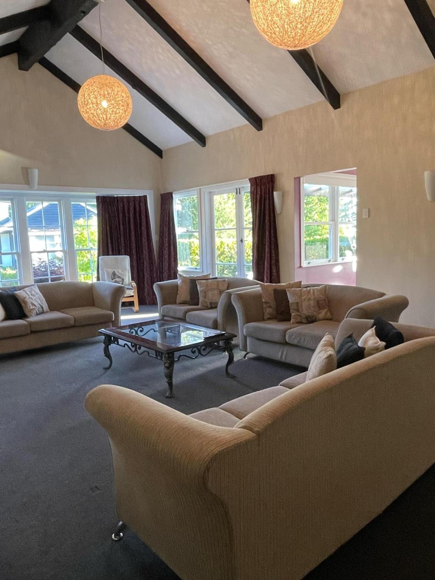Springfield Rise Lodge - Rotorua Holiday Home Bagian luar foto